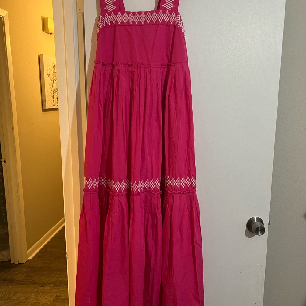 NWT Crown & Ivy Embroidered Maxi Dress